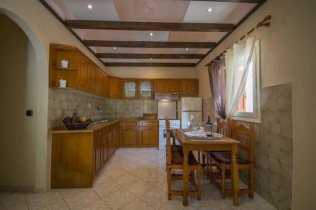 Paxos Santa Marina Villas Gaios Quarto foto