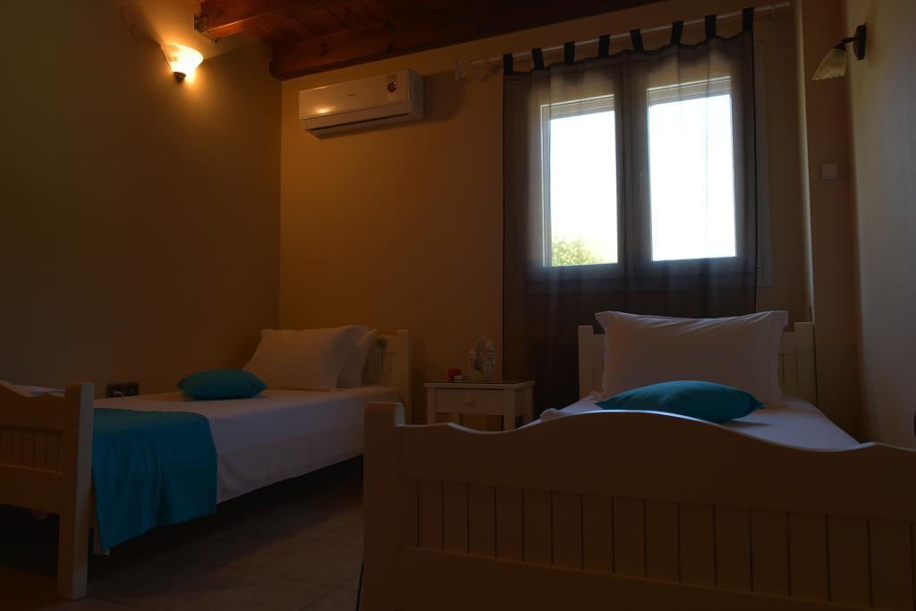 Paxos Santa Marina Villas Gaios Exterior foto